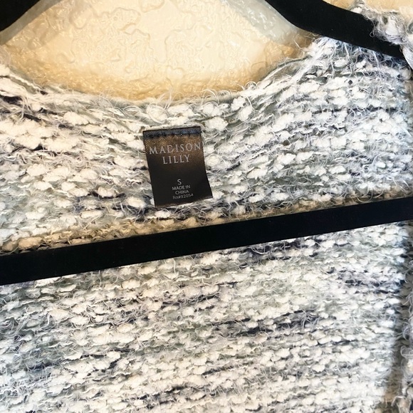 Madison Lilly Cardigan Grey and White size S - Picture 3 of 6